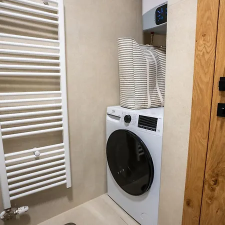 Apartmán Aveline *